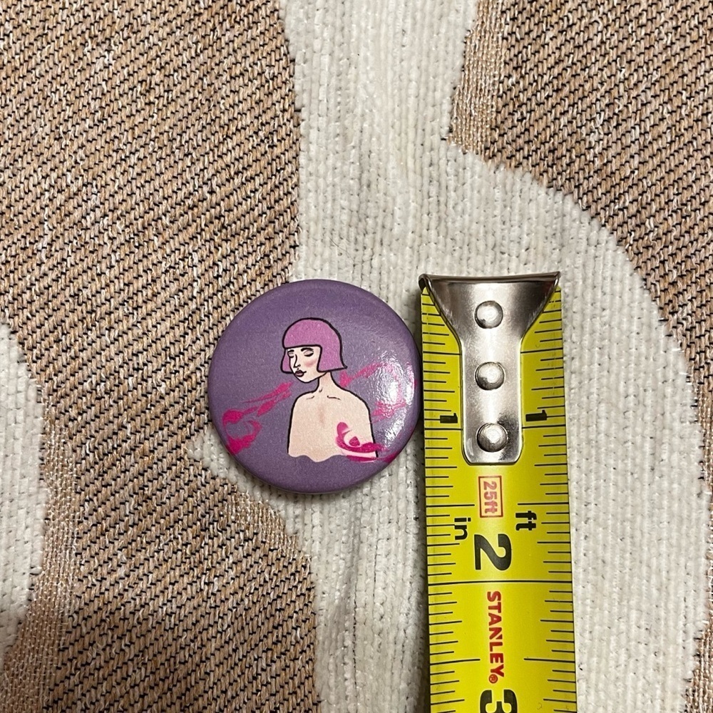 Space Girl Original Pin - Picture 3 of 3